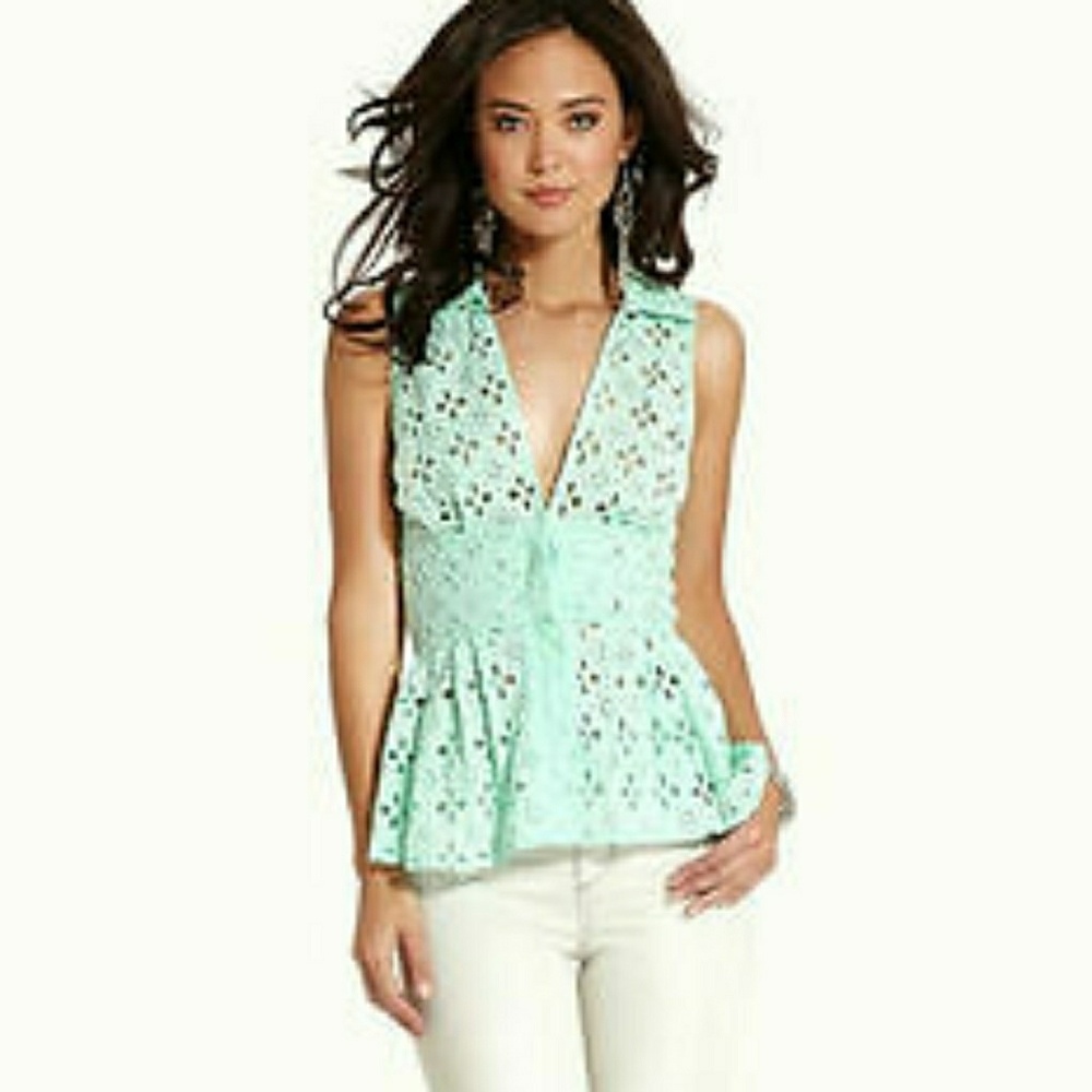 GUESS aqua eyelet peplin top S
